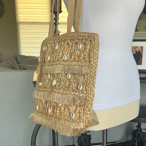 NWT $149 Salt + Umber Isla Natural Jute Seashell Tote Beach Bag Handmade Purse - Picture 5 of 15